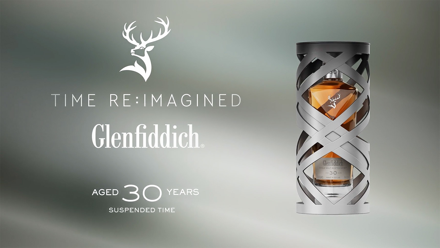 Ausschnitt Werbevideo, Abbildung Flasche Glenfiddich und Text Time re:imagined Glenfiddich, aged 30 years suspended time